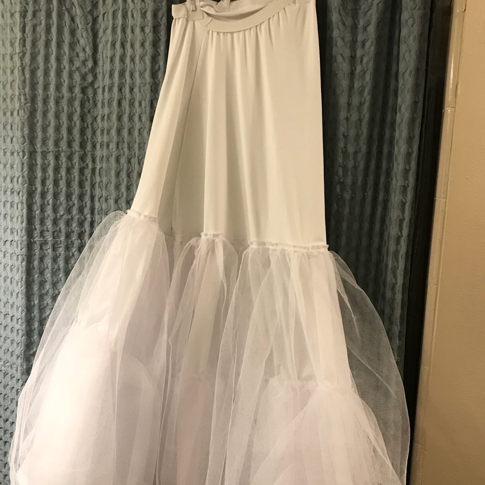 Wedding dress slip